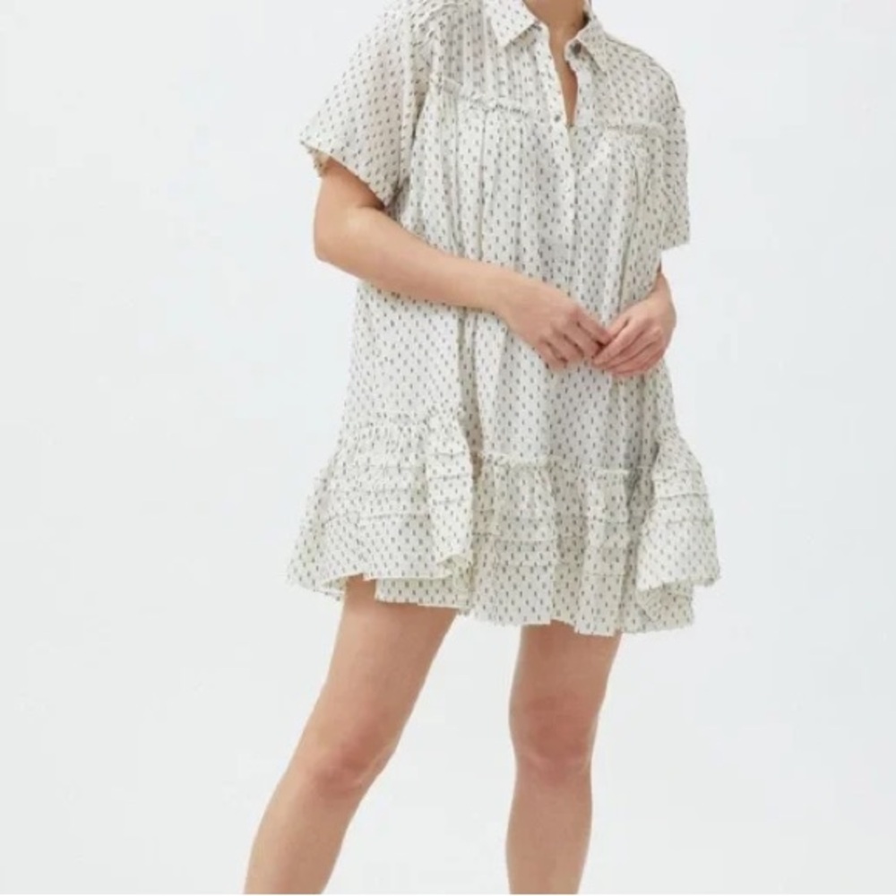 NWT Urban Outfitters Tiered Short Shirt Dress in Cream with Mini Print - Size L